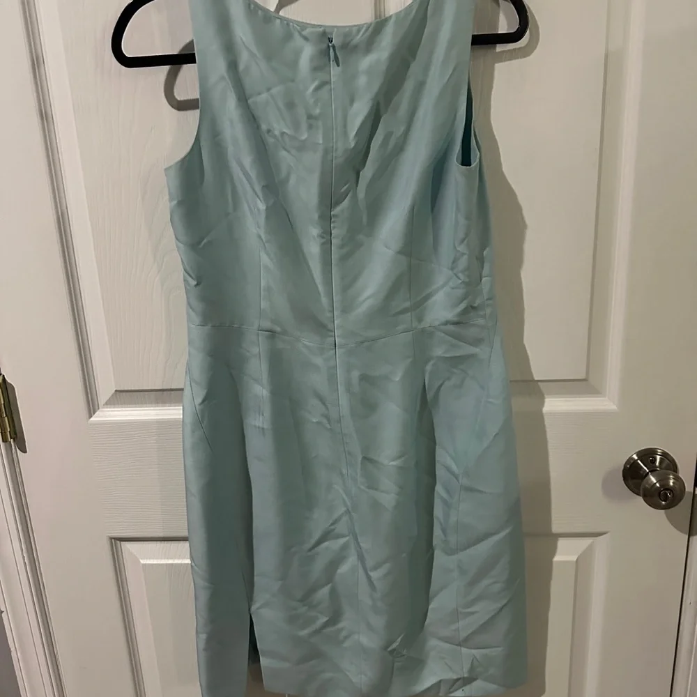 Vintage Ann Taylor 100% Silk Elegant Sleeveless Dress in Light Blue -8P - Picture 2 of 6